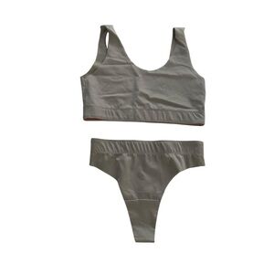 Jia-Atelier 2Pc Set Bra & Underwear Sz M Platinum Pearl Seamless Lingerie Light